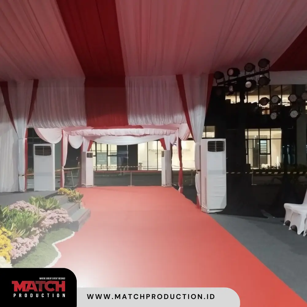 Dekorasi Kain 4 Match Production Spesialis Sewa Tenda Roder Terbaik. Hubungi Segera untuk layanan profesional!