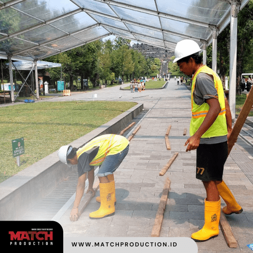 Team Work 3 Match Production Spesialis Sewa Flooring Terbaik. Hubungi Segera untuk layanan profesional!